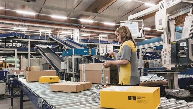 © W. Streitfelder für Österreichische Post AG Österreichische Post KEP Paket Paketlogistik